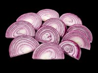 Sliced red onion rings isolated on transparent background, ready for culinary design, recipe graphics, food packaging, cooking blogs, restaurant menus, and print-on-demand products.