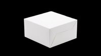 White cardboard cake box isolated on transparent background, ready for packaging design, product mockups, e-commerce graphics, print-on-demand projects, and commercial packaging templates.
