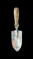 Vintage garden spade with wooden handle isolated on transparent background, ready for clipart, t-shirt design, print-on-demand products, stickers, and sublimation projects.