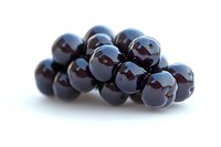 Fresh dark purple grapes cluster on white background, macro photography showing glossy skin texture and natural highlights. Suitable for food packaging design.